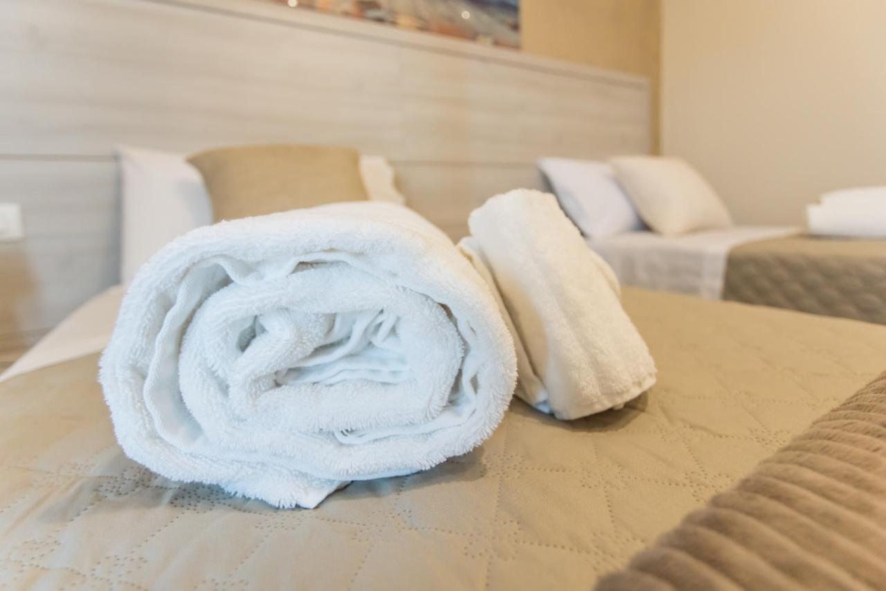 Oasi Perla Del Mare Rooms Ачі-Кастелло Екстер'єр фото