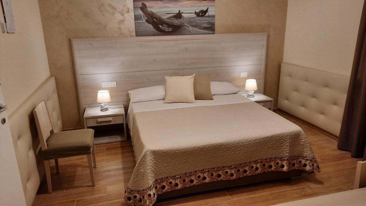 Oasi Perla Del Mare Rooms Ачі-Кастелло Екстер'єр фото