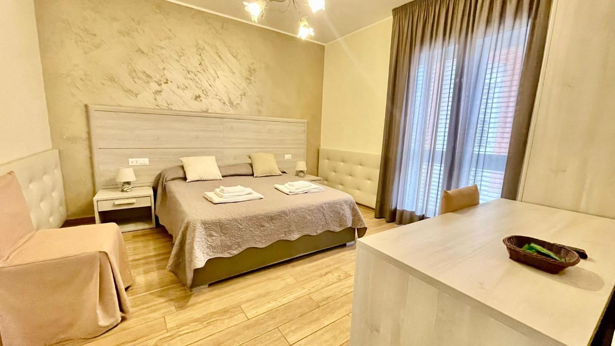Oasi Perla Del Mare Rooms Ачі-Кастелло Екстер'єр фото